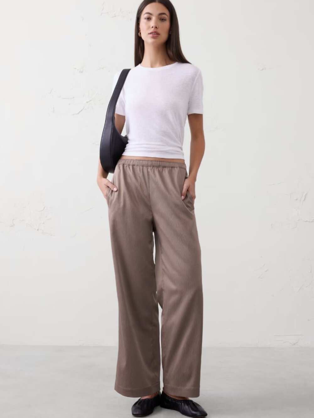 NWT Banana Republic Wide-Leg High-Rise Crinkle Satin Pull-On Pant Medium Fossil